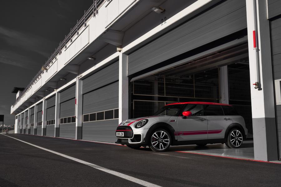  Mini John Cooper Works Clubman (F54) 2019 года  (WW) (фото 21 из 56)